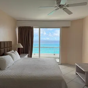 Sapphire Club Sint Maarten/Saint Martin